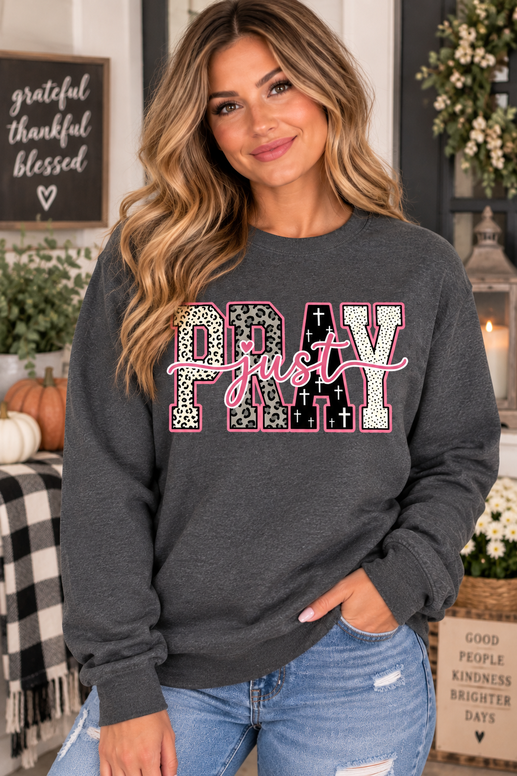 Just Pray Graphic Tee/Sweatshirt