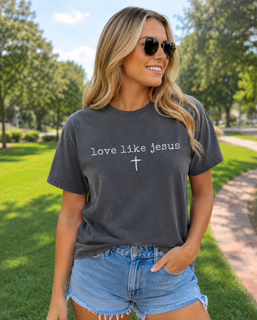 Love Like Jesus Tee